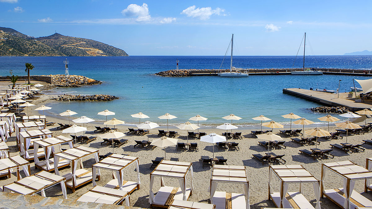 Zeus Eleva Mirabello Bay